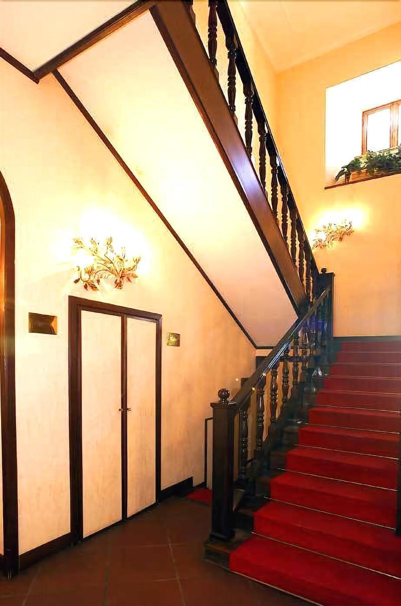 Hotel&Ristorante Miramonti Palazzo Storico Rieti Esterno foto