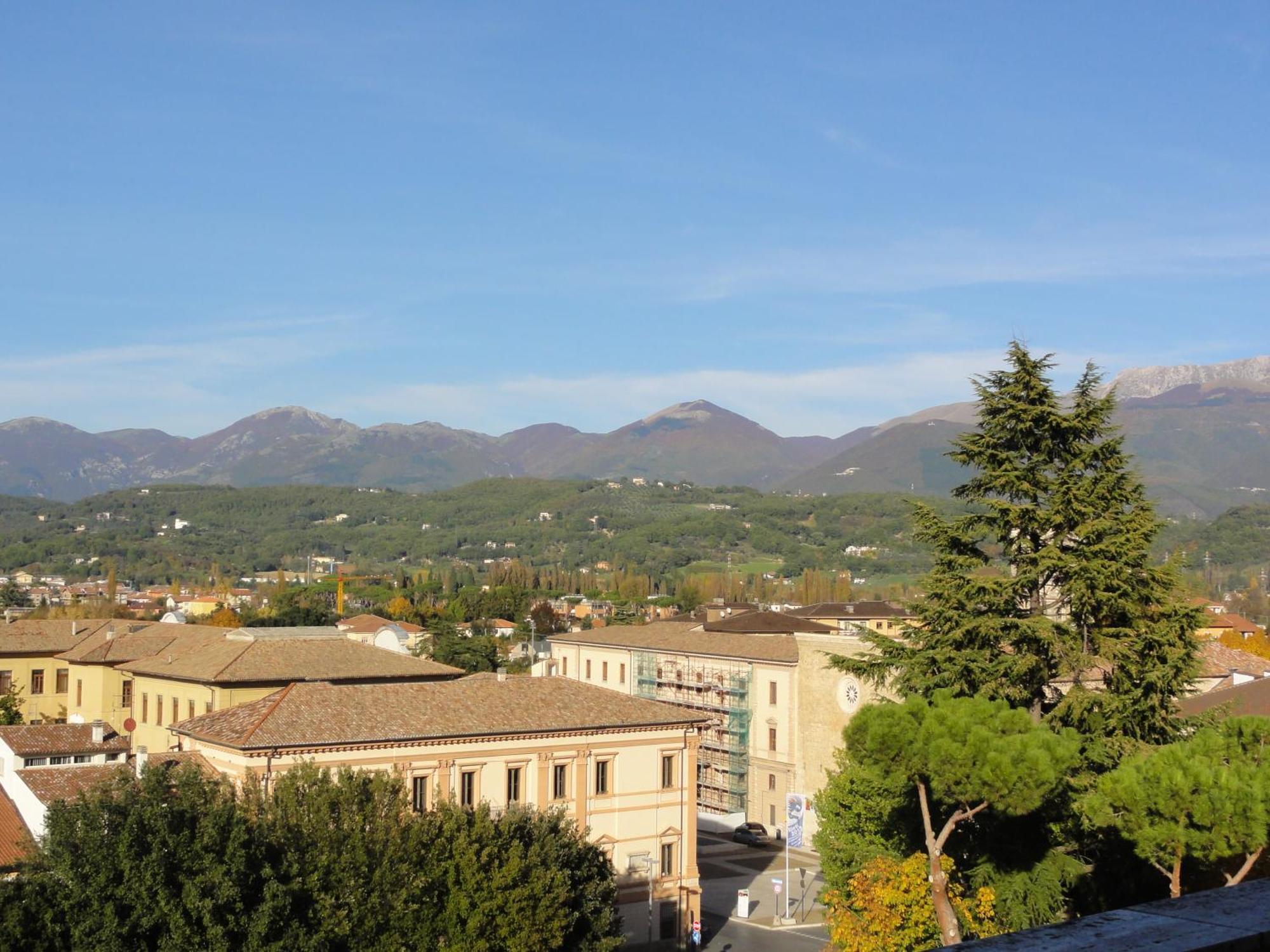 Hotel&Ristorante Miramonti Palazzo Storico Rieti Esterno foto