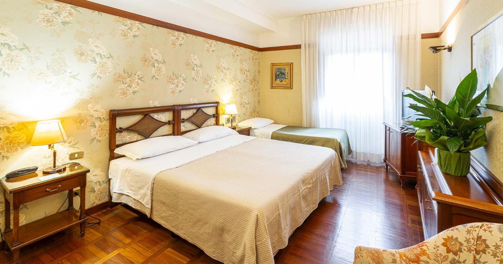 Hotel&Ristorante Miramonti Palazzo Storico Rieti Esterno foto