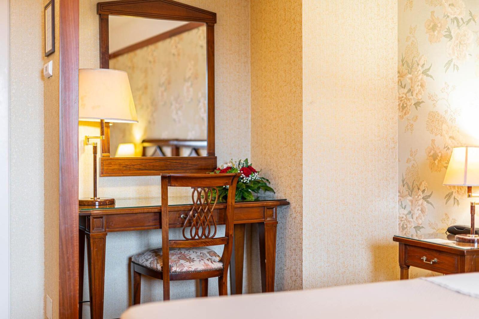 Hotel&Ristorante Miramonti Palazzo Storico Rieti Esterno foto