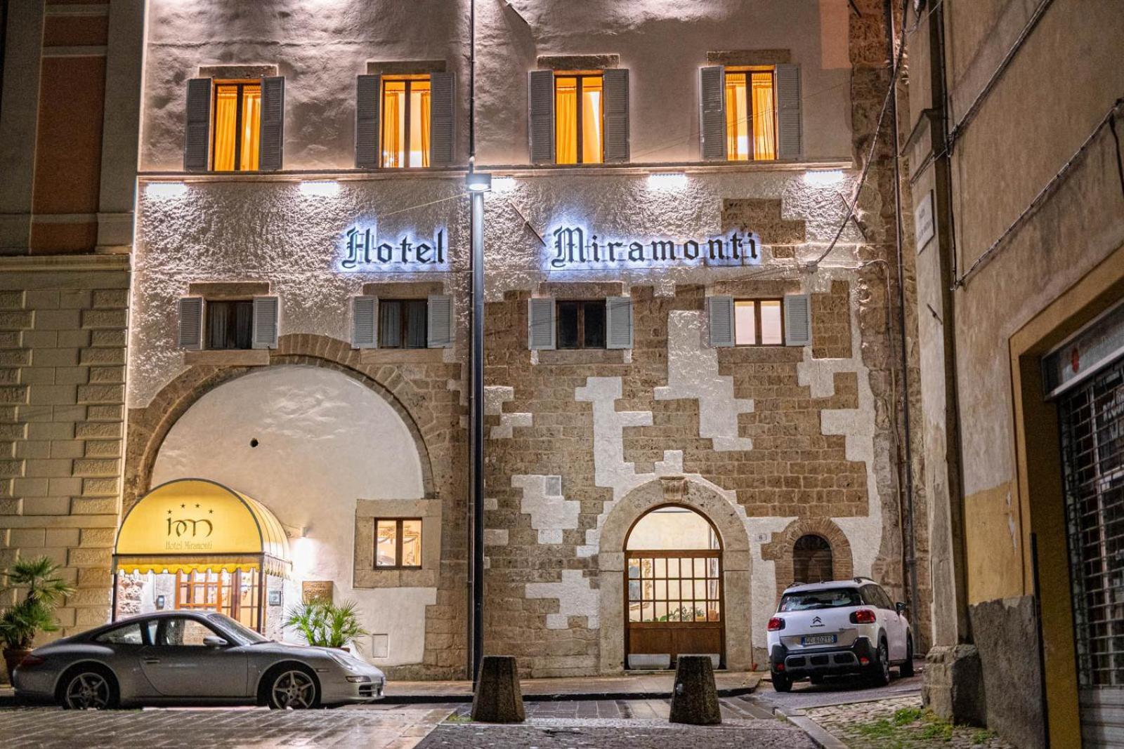 Hotel&Ristorante Miramonti Palazzo Storico Rieti Esterno foto
